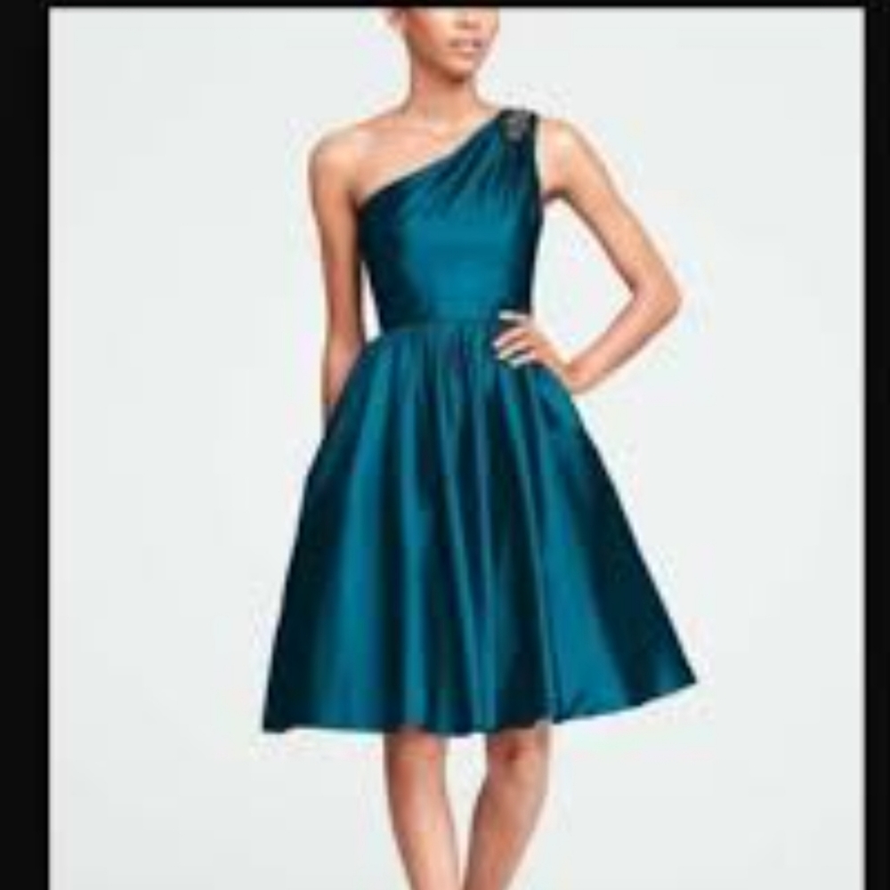 David Bridal Satin Formal Dress Tea-Length One Shoulder